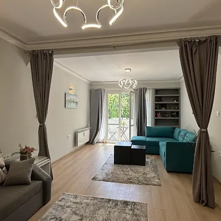 דירה Cozy Brand New With Air Conditioner And Garden View סופיה